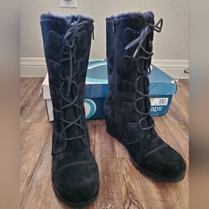 Baretraps Women's Black Suede Boots